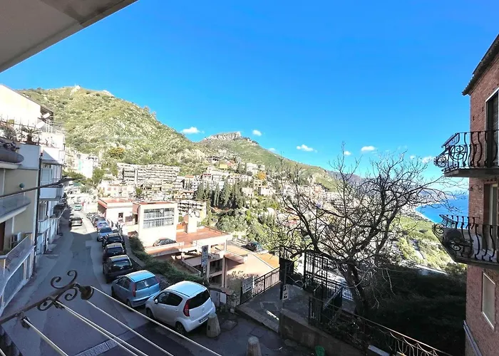 Enza\'S Home Taormina